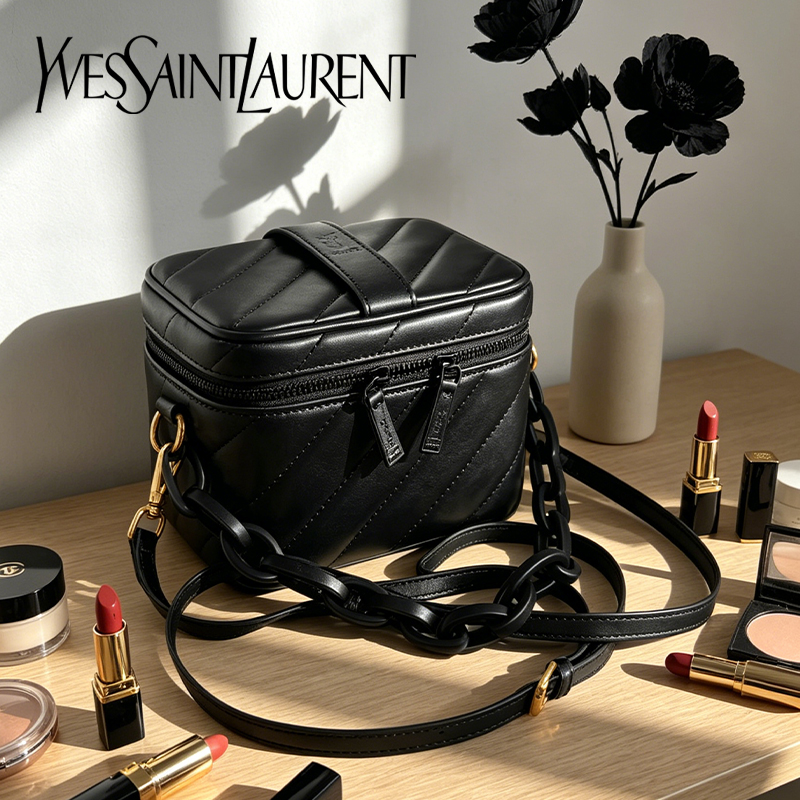 Yves Saint Laurent's tas Zwart - Ysl Beauty Makeup Bag recensie en prijs